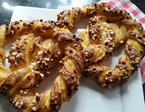 Susse Brezeln Rezept Ichkoche At 