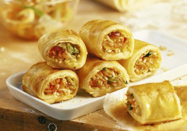 Röllchen mit asiatischer Füllung Rezept - ichkoche.at Röllchen mit asiatischer Füllung Rezept - ichkoche.at