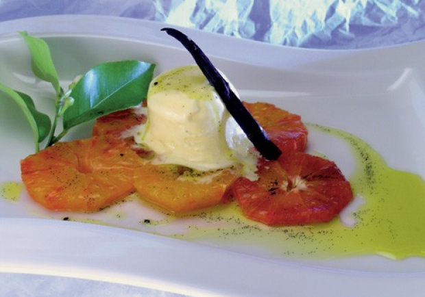 Sizilianische Orangen mariniert mit Vanille, Olivenöl und hausgemachten ...