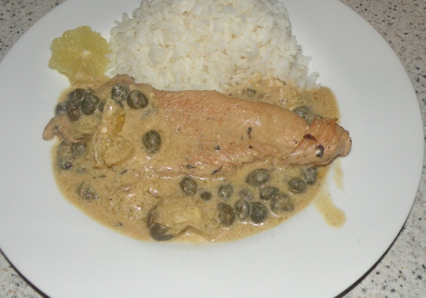 Putenschnitzel in Zitronen-Kapernsoße Rezept - ichkoche.at