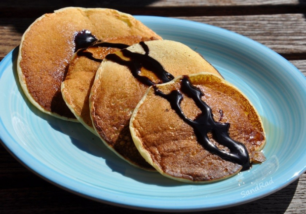 Buttermilch Pancakes Rezept - ichkoche Buttermilch Pancakes Rezept - ichkoche