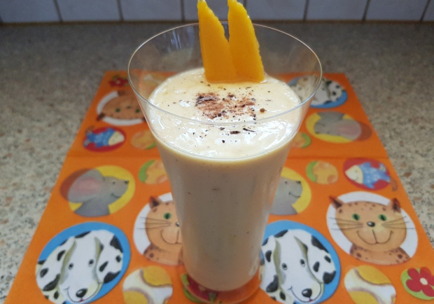 Gewürztes Mango-Lassi Rezept - ichkoche