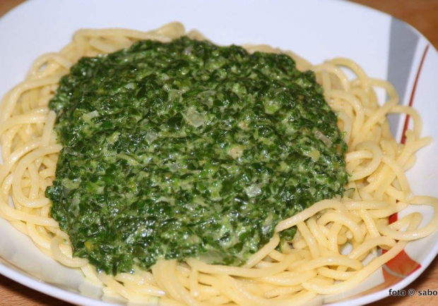 Spaghetti mit grüner Sauce Rezept - ichkoche.at