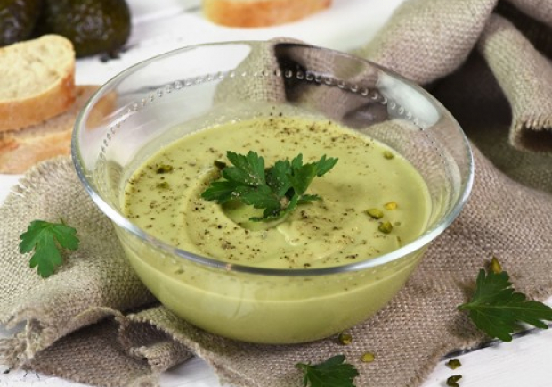 Avocado-Limetten-Dip mit Pistazien Rezept - ichkoche