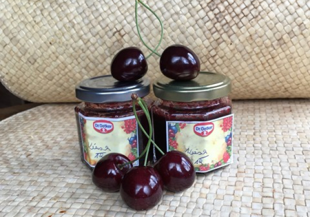 Kirschmarmelade mit Zitronenthymian Rezept - ichkoche