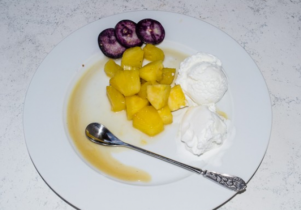 Karamellisierte Ananas Rezept - ichkoche
