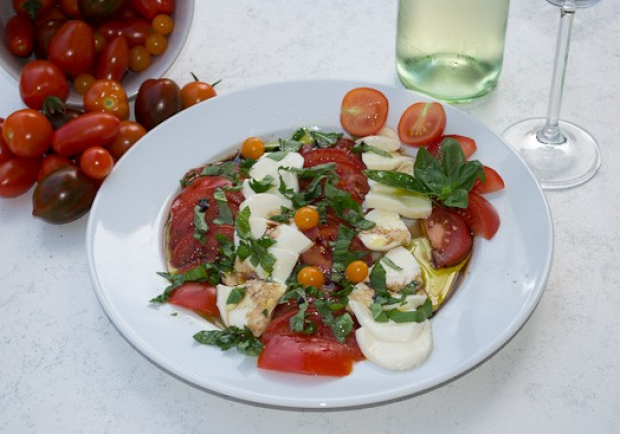 Mozzarella und Tomaten Rezept - ichkoche