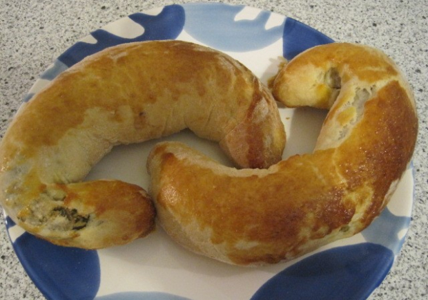 Beugel mit Nussfüllung