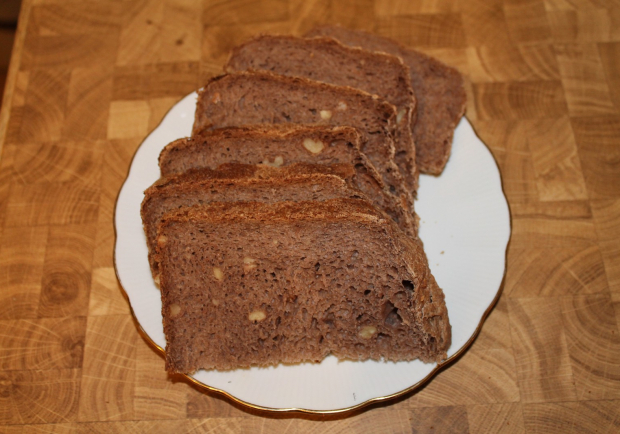 Roggenbrot mit Walnüssen Rezept - ichkoche