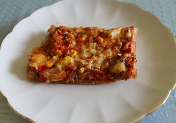 Scharfe Vollkorn-Thunfischpizza Rezept - ichkoche.at