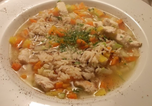 Schnelle Huhnersuppe Zum Gesundwerden Rezept Ichkoche At