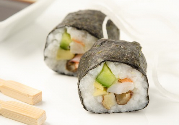 Maki Mit Garnelen Gurke Und Shiitake Rezept Ichkoche At