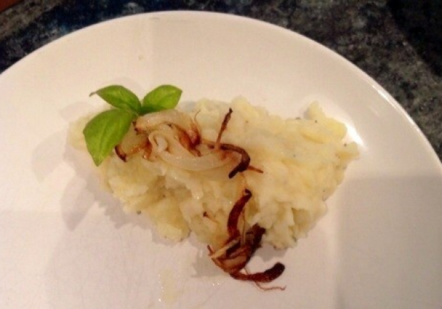 Kartoffelpüree mit Röstzwiebel