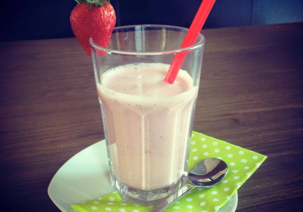 Erdbeershake mit Sojamilch Rezept - ichkoche Erdbeershake mit Sojamilch Rezept - ichkoche