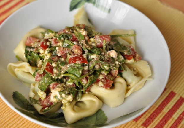 Rucola-Tomaten mit Feta für Pasta Rezept - ichkoche